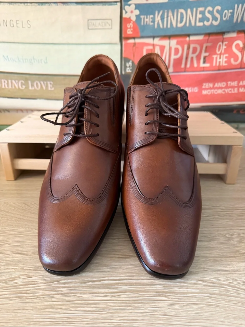 Florsheim Brown Leather Wingtip-Style Lace-Up Oxfords